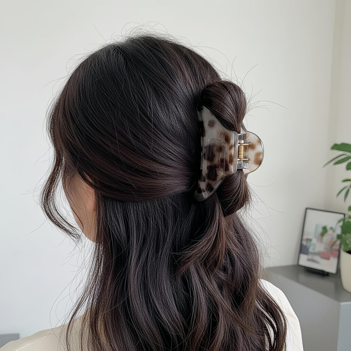 KANXINR 5Pcs Large Hair Claw Clips - Leopard Print & Transparent Non-Slip Jaw Clips for Women, Plastic Resin Strong Grip Hair Accessories for Medium Thick Long Hair Daily Party Use - görsel 11