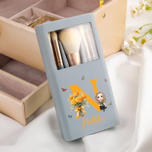 Callie Personalized Makeup Brush Set for Women – Custom Birth Flower Bouquet with Name Initial & Mirror – 5-Piece Gift Box - görsel 8