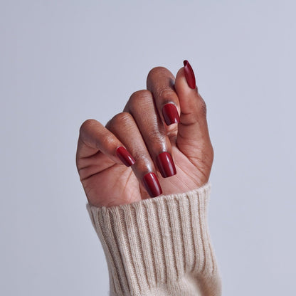 KISS Core Press On Nails Sprightly Red Short Squoval – 32 Nails with Glue, File & Stick Avelisse