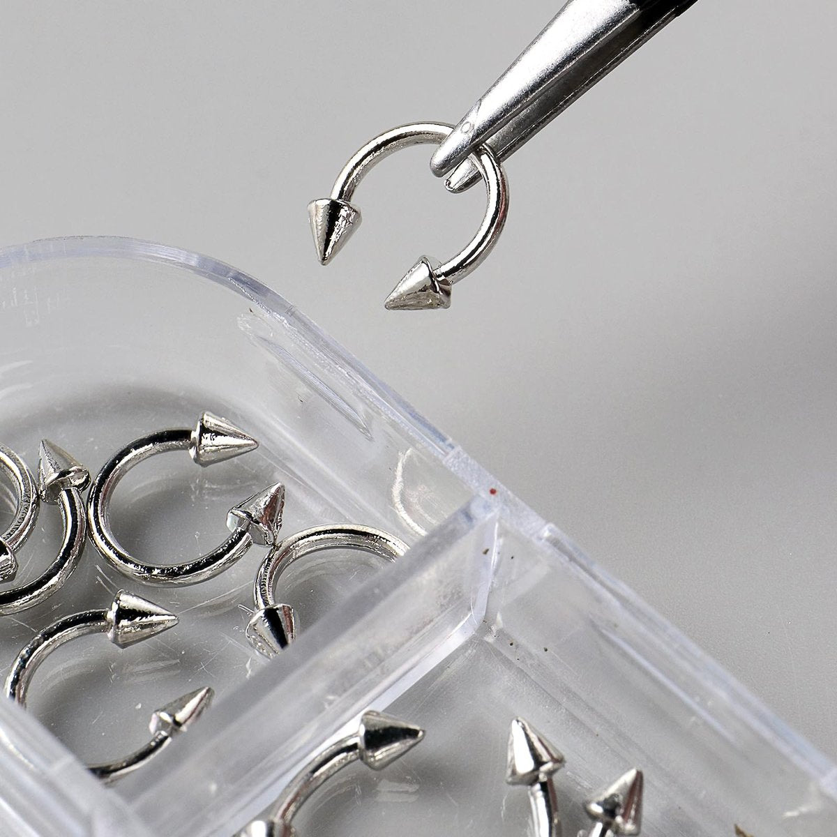 Bravizvy Punk Nail Charms Kit – Stainless Steel 3D Metal Rivets, Stars, Spikes & Gothic Studs for Edgy Manicures - görsel 7