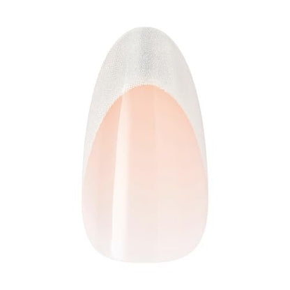 KISS Core Press On Nails – Patchouli, White, Medium Almond, 32 Nails + Glue