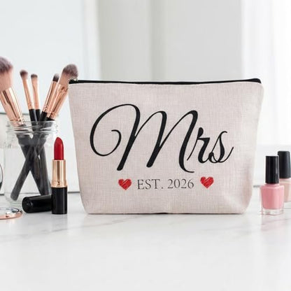 ShioShin Future Mrs Makeup Bag - White Canvas Bride Cosmetic Bag for Wedding Bridal Shower Gifts, Bachelorette Party Accessories, Engagement Bridesmaid Proposal Gifts