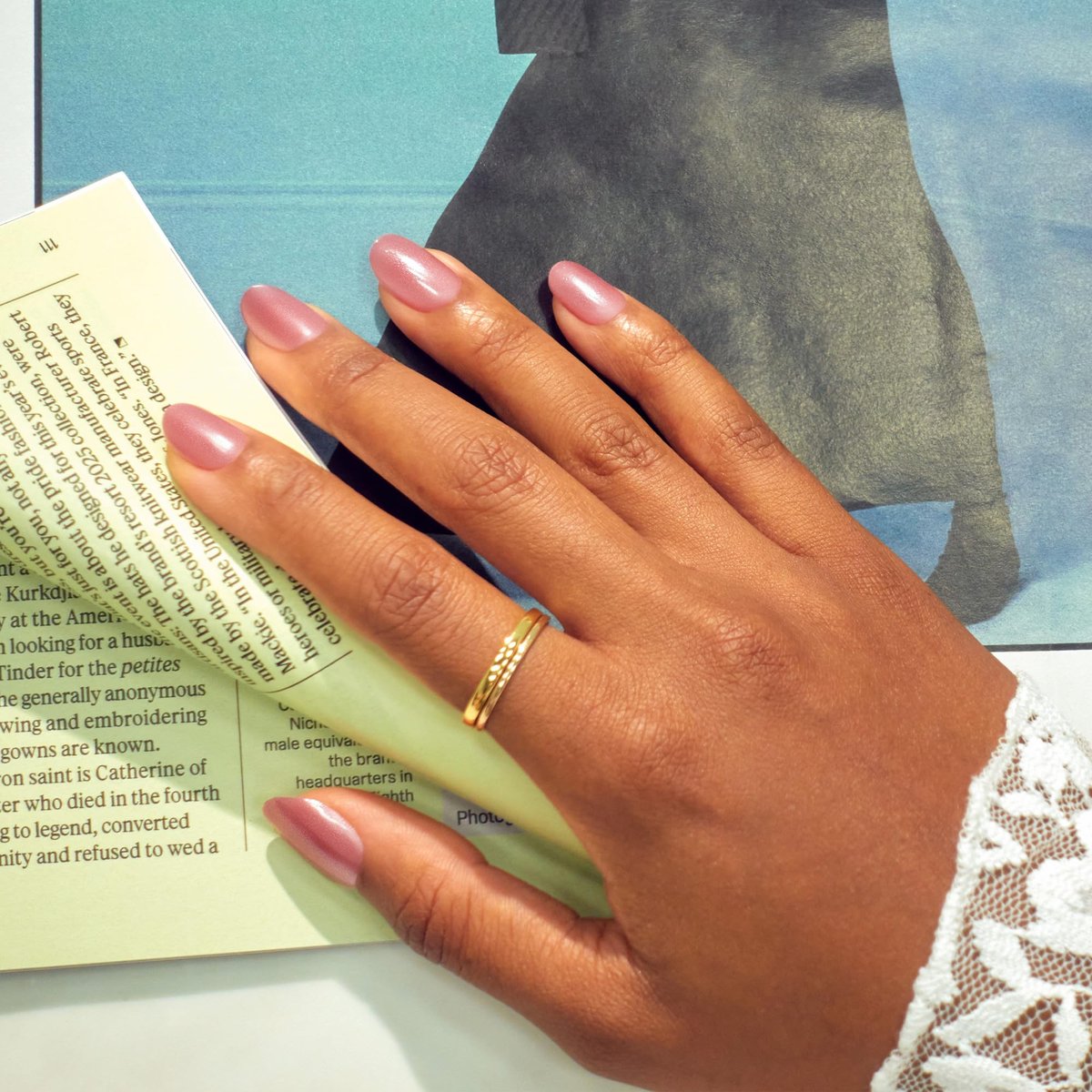 imPRESS ColorFX 'Boundless' Press On Nails - Short Pink Oval, No Glue Needed, 30 Nails - görsel 5