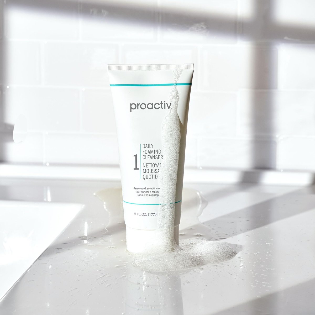 Proactiv Daily Foaming Cleanser for Acne-Prone Skin, Oil & Makeup Remover, Brightening Face Wash, Paraben-Free, Targets Post-Acne Dark Marks, 6 Fl Oz Avelisse