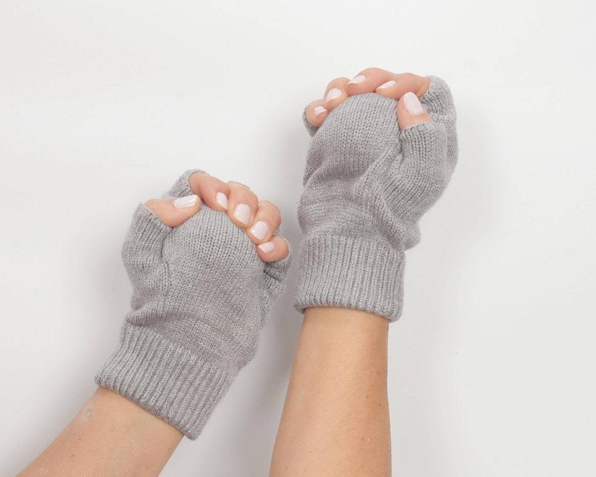 Blueberry Solutions Hand Contracture Gloves with Therapy Ball – Palm Protector for Clenched Fists – Support for Dementia, Neurological & Motor Disorders – Helps Prevent Nail-to-Palm Injury - görsel 9