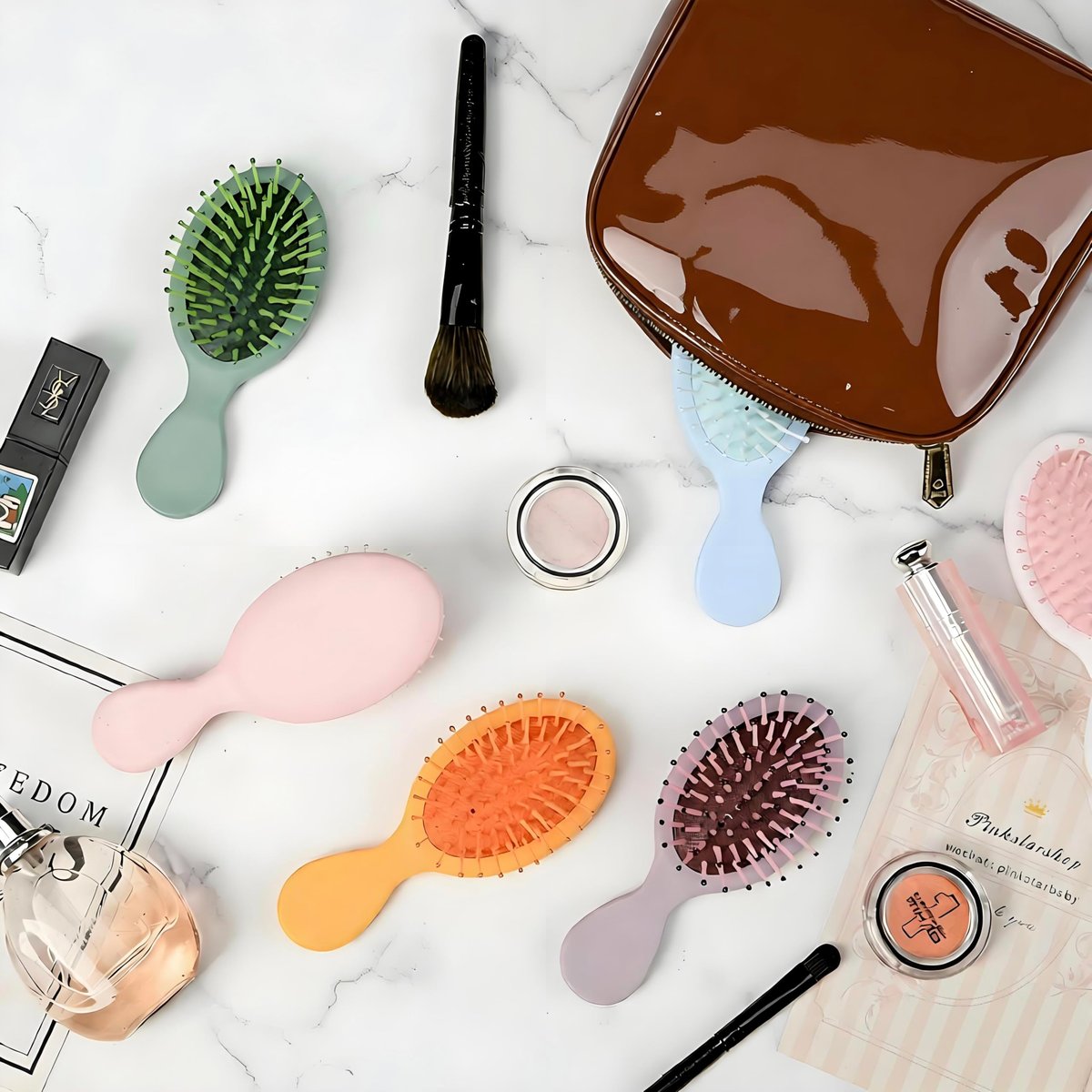 12 Pack Mini Hair Brush Bulk – Compact Travel Hairbrushes for Fine, Curly, Thick & Wavy Hair, Ideal for Teens & Adults, Bridesmaid Gifts, Party Favors - görsel 3
