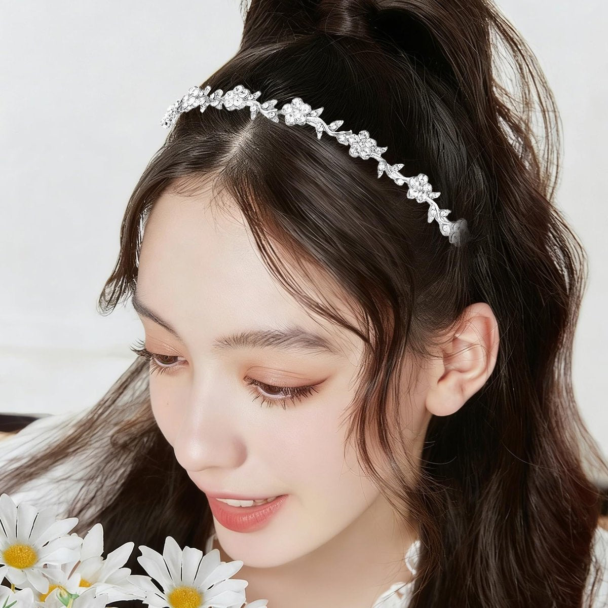 shuielai 4 Pcs Silver Rhinestone Headband Set - Bridal Crystal Tiara Crown Hair Accessories for Women & Girls - görsel 12