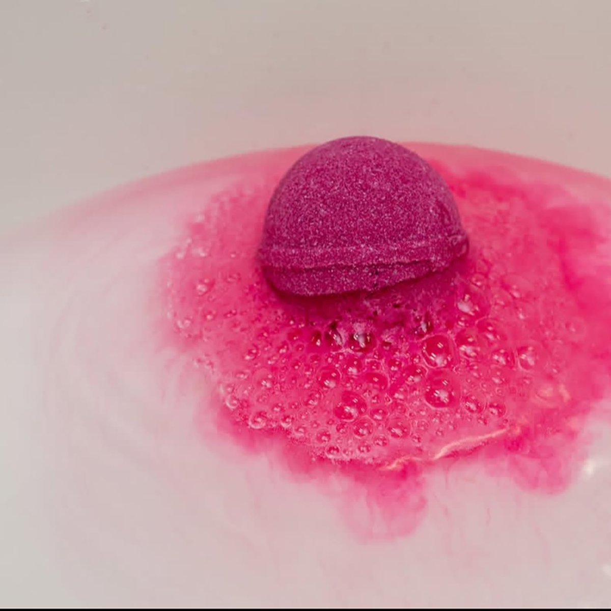 12-Pack Bath Bombs with Surprise Inside – Organic Essential Oils, Mini Cosplay Pretend Playset, Fun Bubble Bath for Kids, Easter Birthday Christmas Gifts Avelisse