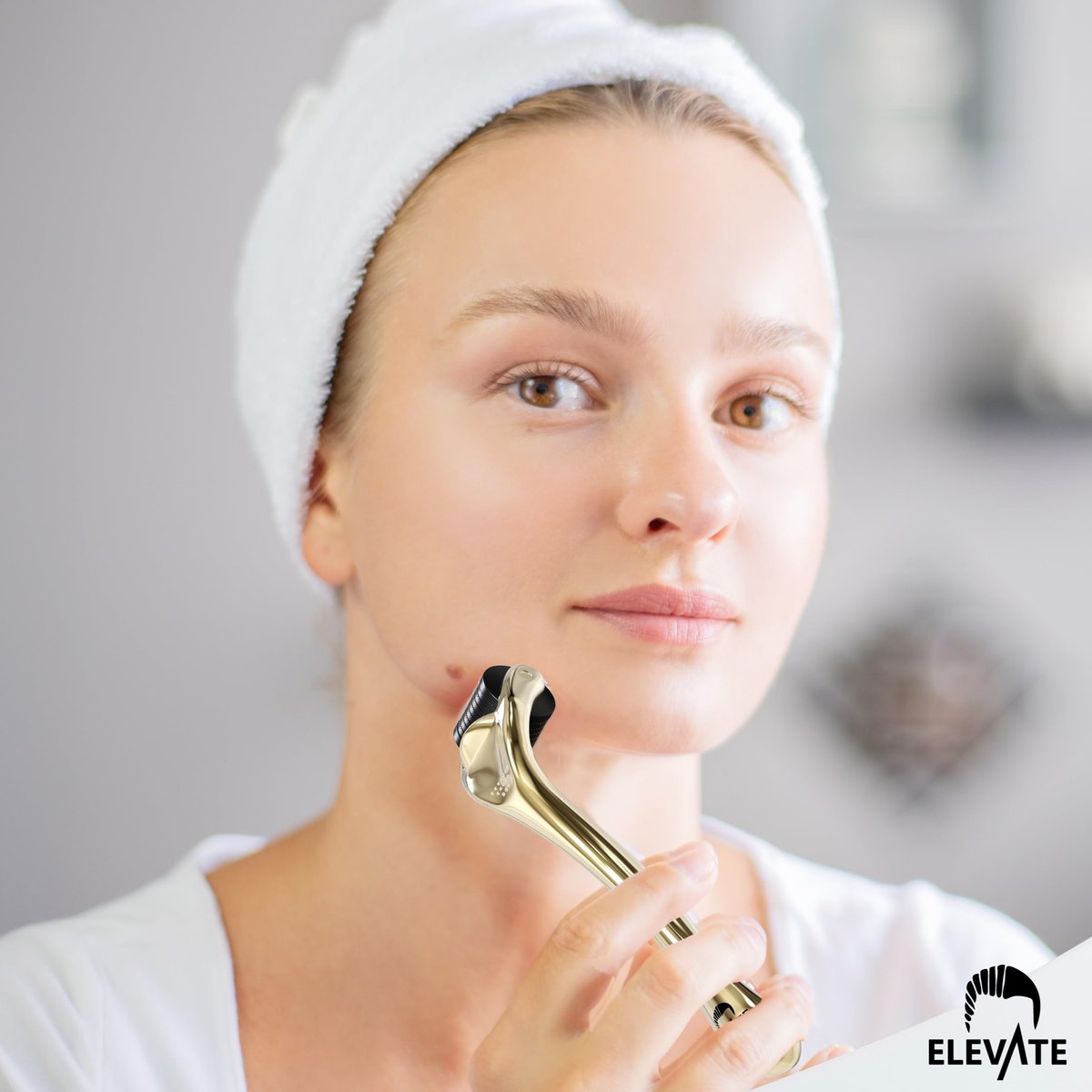 Elevate Derma Roller 0.25mm - 540 Titanium Microneedle Roller for Face, Skin, Hair & Beard - Gold - Includes Storage Case - görsel 10