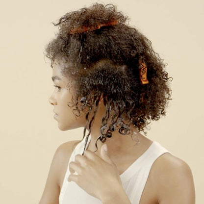 Cantu Ultra Moisture Nourishing Curling Cream with Batana Oil + Jamaican Black Castor Oil, 10 oz