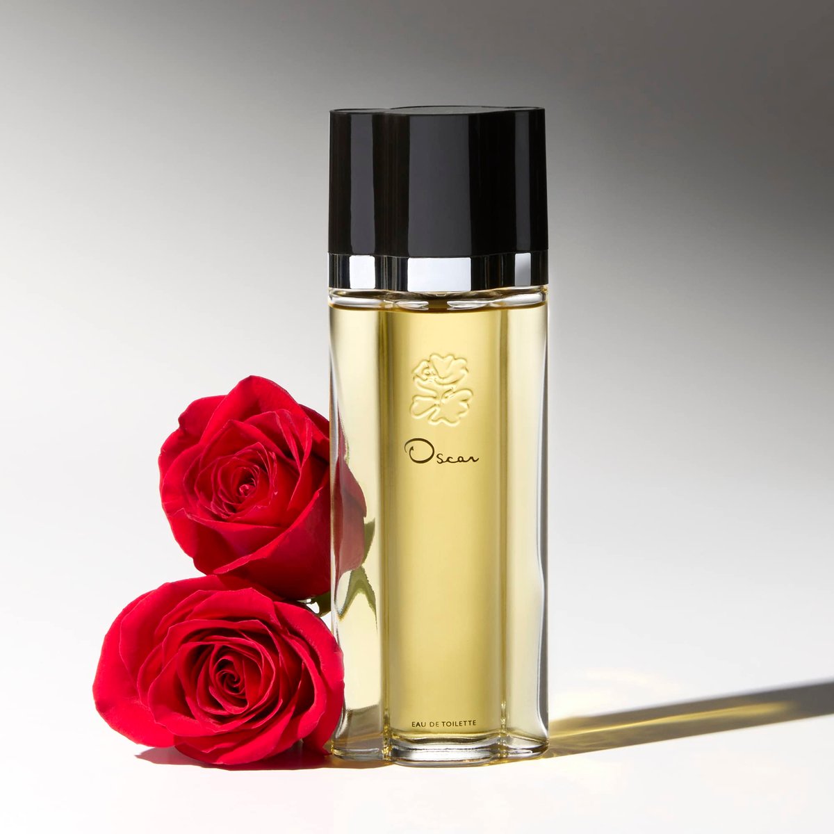 Oscar de la Renta Oscar Signature Eau de Toilette 3 Piece Gift Set for Women - 3.4 Fl. Oz., Travel Spray 0.5 Fl. Oz., and Body Lotion 3.4 Fl. Oz. Avelisse