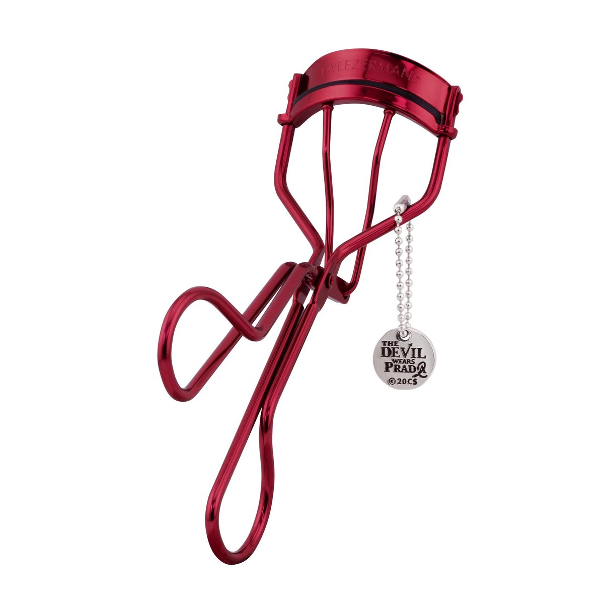 Tweezerman Devil Wears Prada 2 Eyelash Curler with Refill Pads - Red Stainless Steel Eyelash Tool for All Eye Shapes - görsel 1