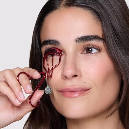 Tweezerman Devil Wears Prada 2 Eyelash Curler with Refill Pads - Red Stainless Steel Eyelash Tool for All Eye Shapes - görsel 14